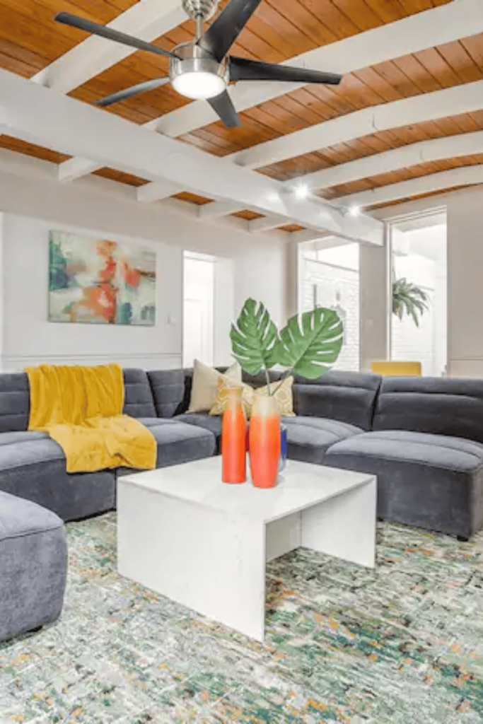 room with big sectional couch